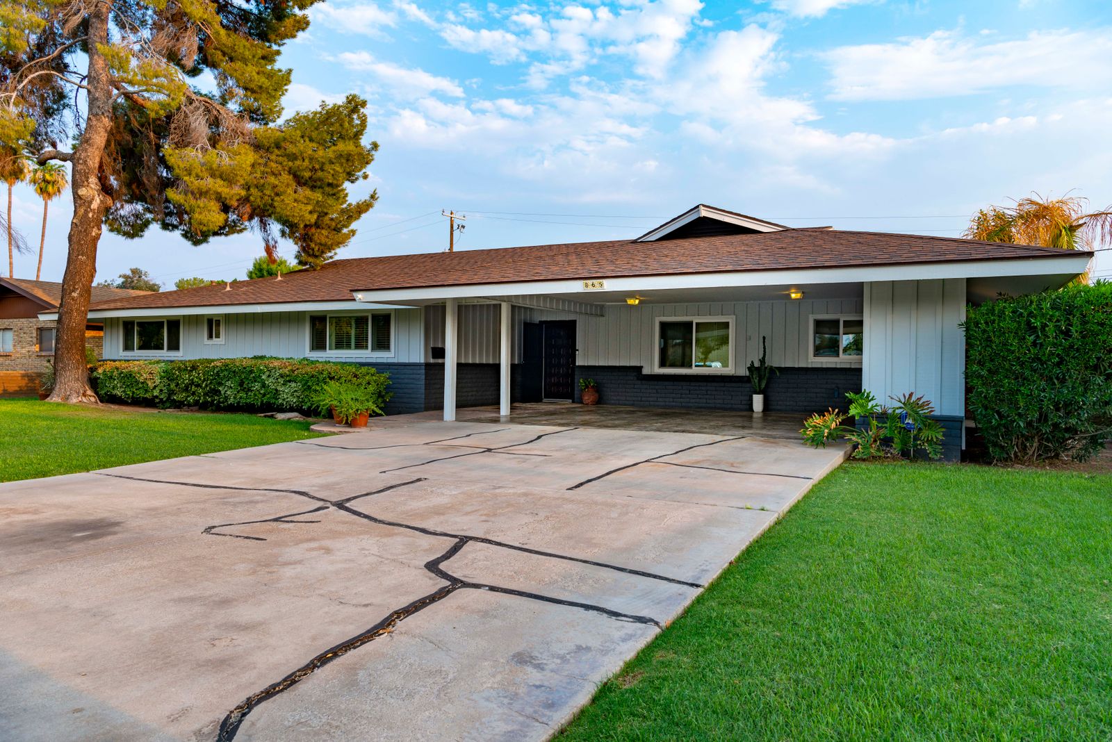 The finished Better package roof on the same Berkeley bungalow